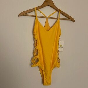 Body Glove Smoothies Crissy One Piece Swimsuit